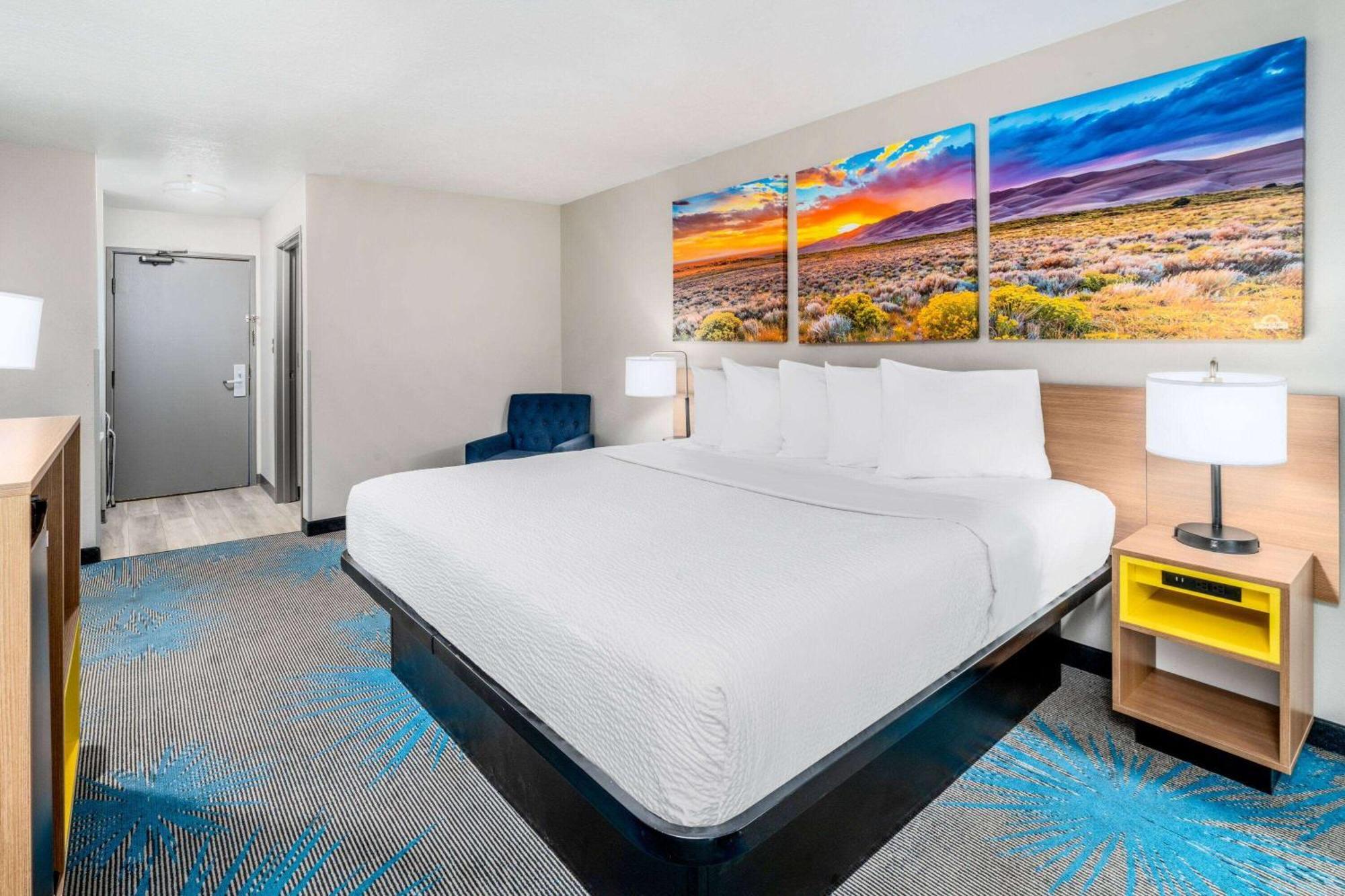 Days By Wyndham Lunas Hotel 2*