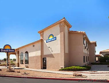 Days By Wyndham Lunas Hotel Los Lunas